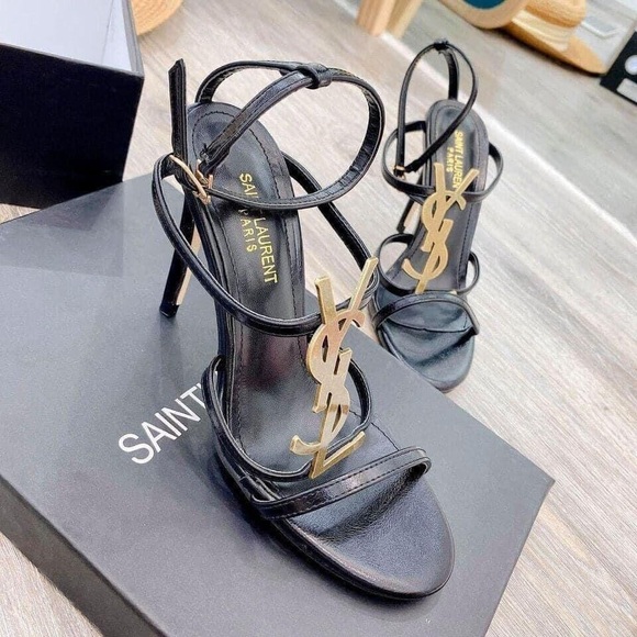 Heels - Picture 6 of 6